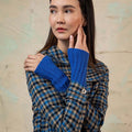 Lang Yarns Knitting Pattern REGINA Wrist warmers Pattern Bundle in Cashmere Premium by LANGYARNS | Punto 60-008