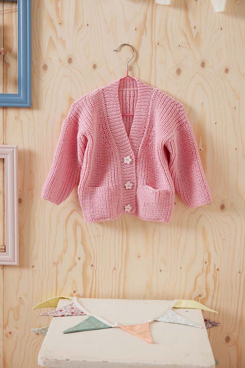 Lang Yarns Knitting Pattern SIGRID Cardigan Pattern Bundle in Merino 200 Bébé by LANGYARNS | Punto 80-015