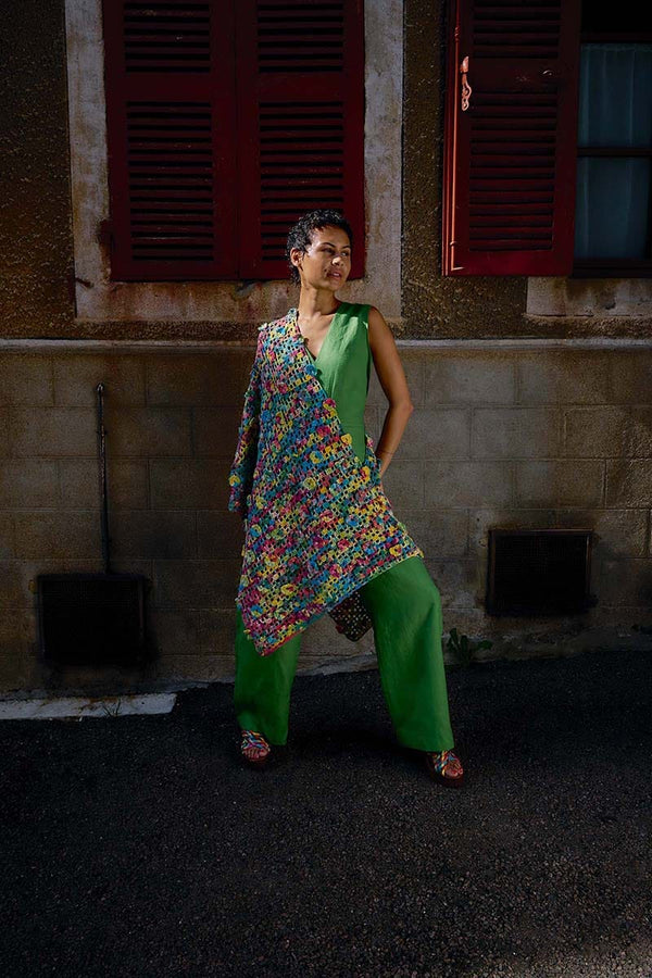 SIGRUN Crochet Shawl Pattern Kit in LISBOA by LANGYARNS | Punto 82-001