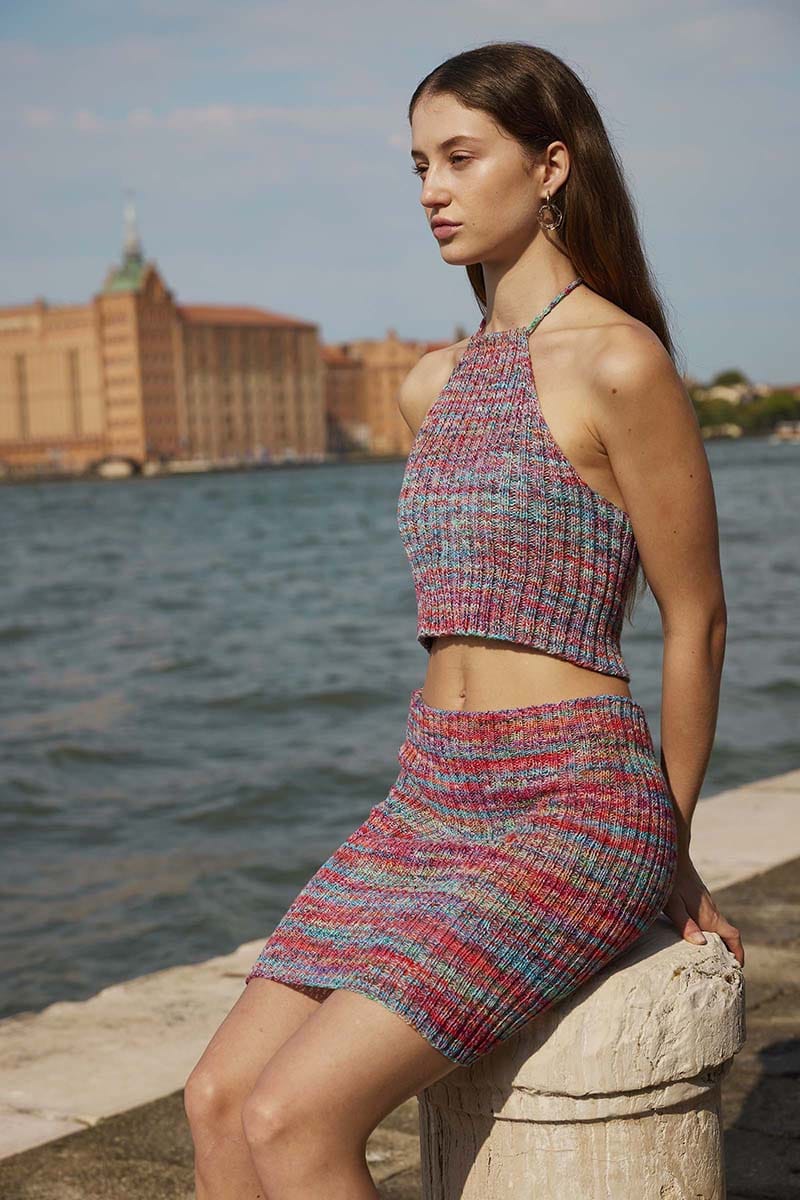 Lang Yarns Knitting Pattern SIREN'S CALL Neckholdertop Pattern Bundle in Footprints by LANGYARNS | WOOLADDICTS #16-020