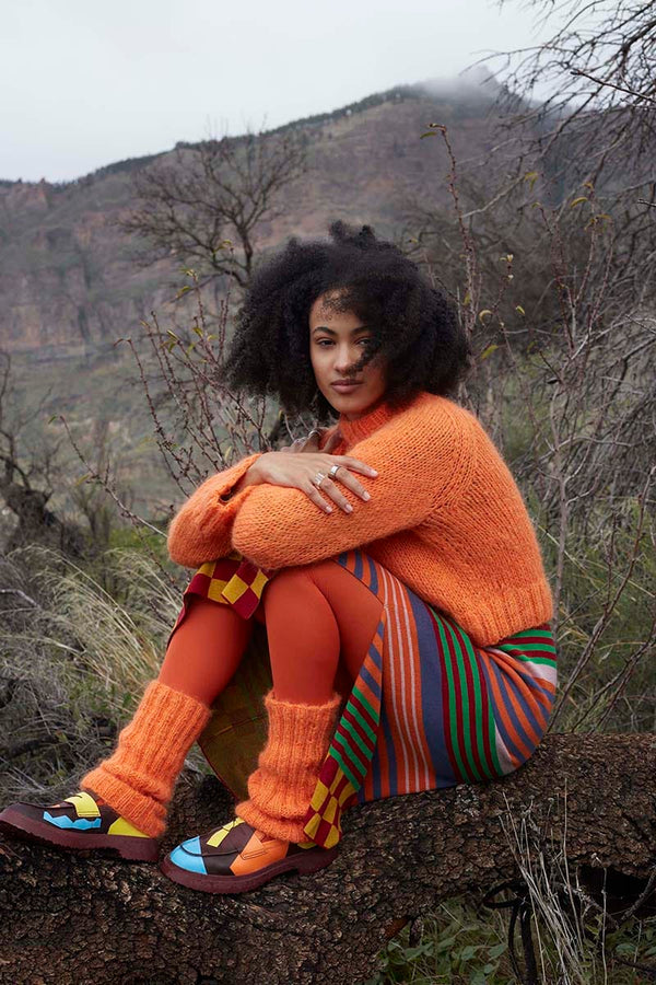 SMALL-STONES Leg-warmers Pattern Kit in HONOR by WOOLADDICTS | WOOLADDICTS #11-019
