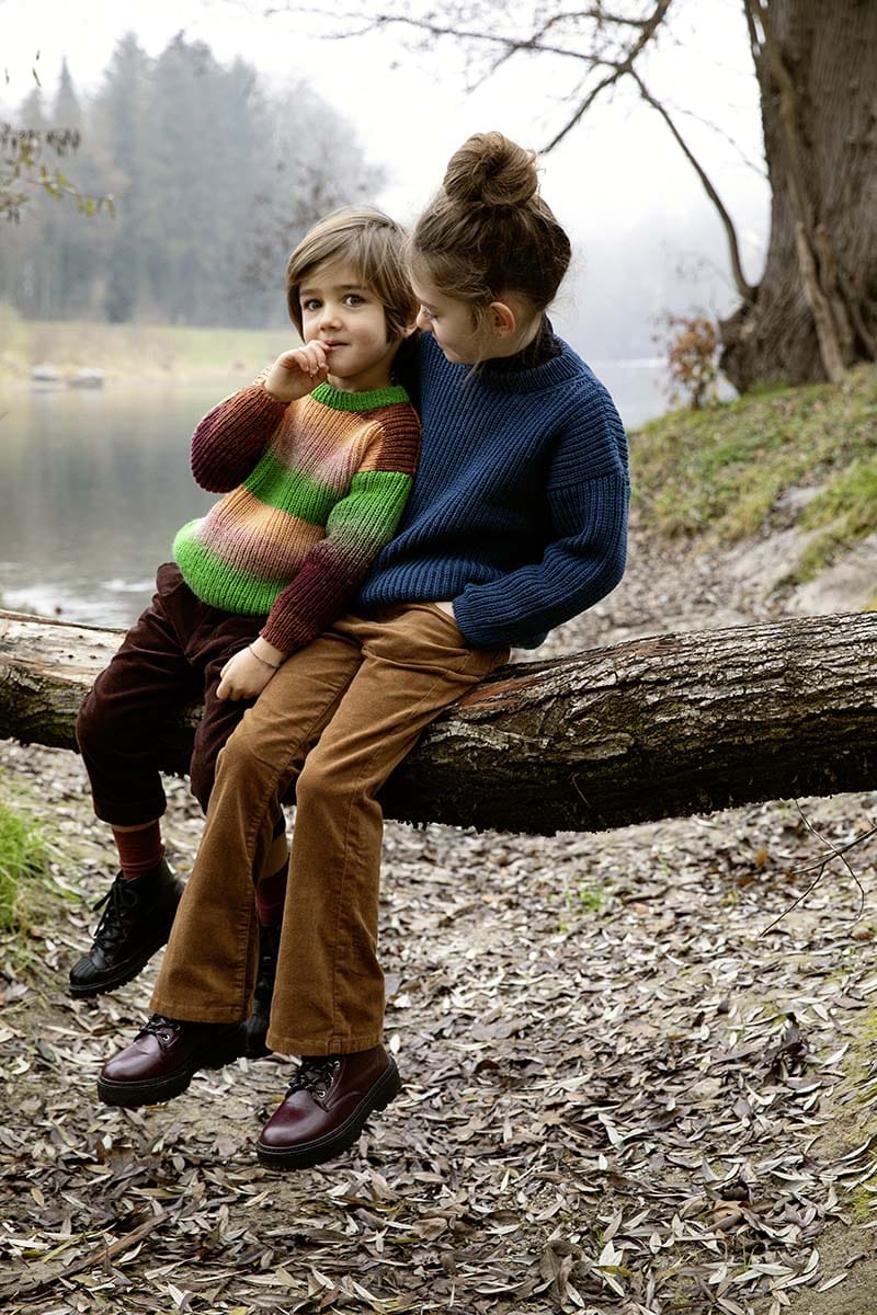 Lang Yarns Knitting Pattern Sweater Pattern Bundle in MERINO 150 by LANGYARNS | Punto 28-011
