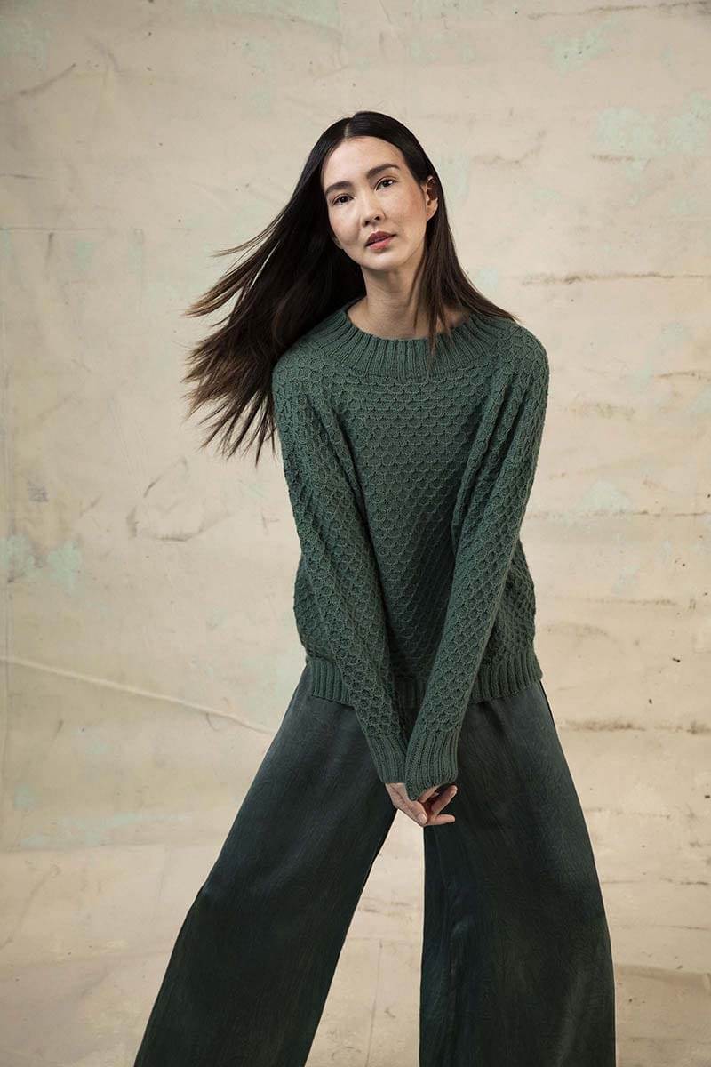 Lang Yarns Knitting Pattern SYBELL Sweater Pattern Bundle in Cashmere Premium by LANGYARNS | Punto 60-003