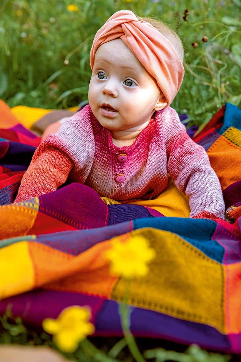 Lang Yarns Knitting Pattern Top down sweater Pattern Bundle in BABY COTTON COLOUR by LANGYARNS | Punto 56-005