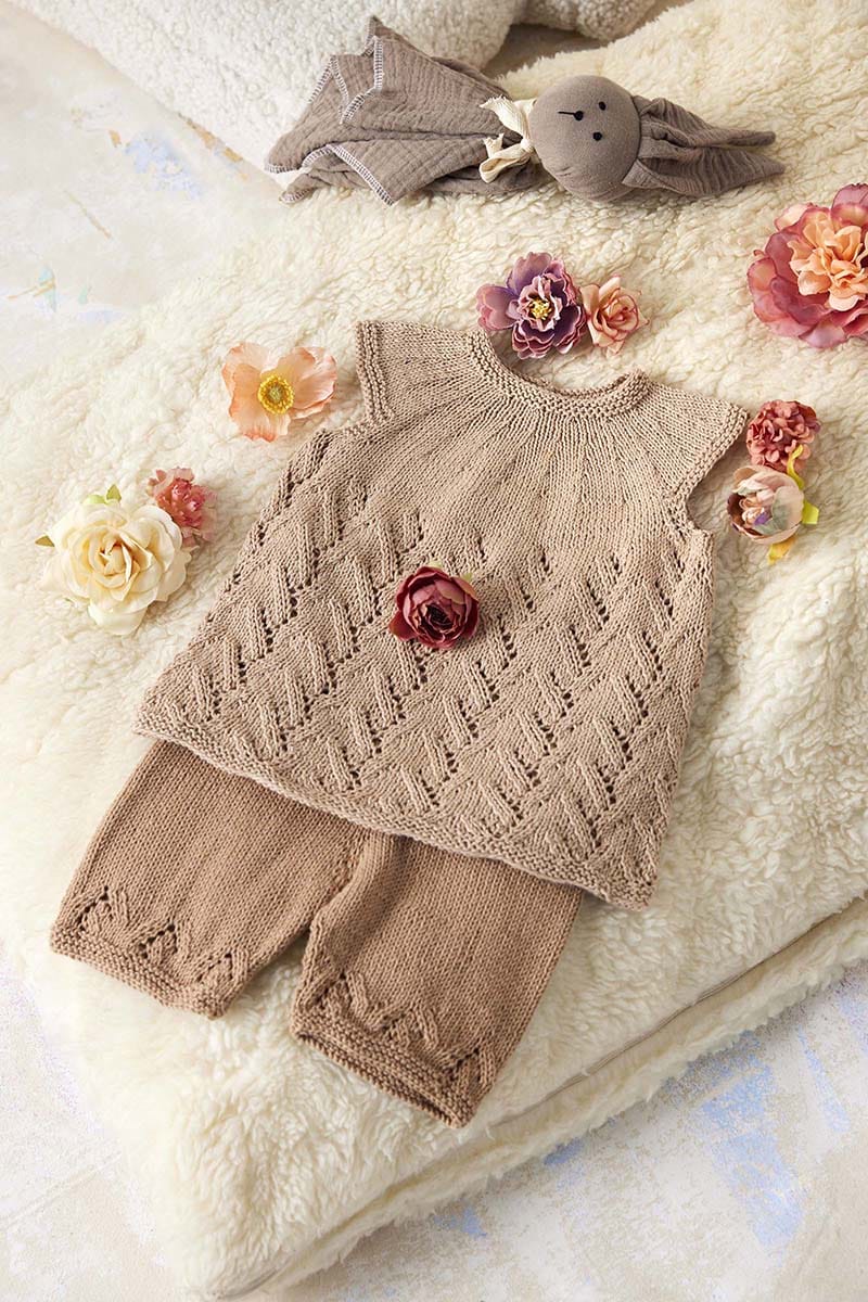Lang Yarns Knitting Pattern TOVE Trousers Pattern Bundle in Baby Cotton Naturally Coloured by LANGYARNS | Punto 83-003