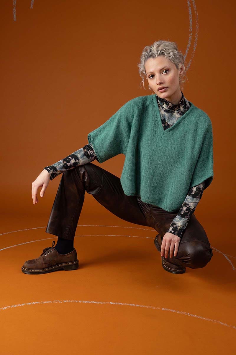 Lang Yarns Knitting Pattern VARADA Sweater Pattern Bundle in Alpaca Soxx 6ply by LANGYARNS | Punto 76-002