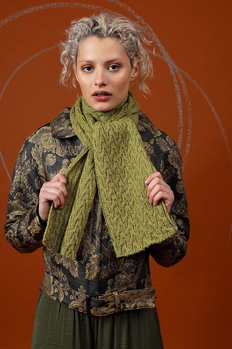 Lang Yarns Knitting Pattern VIRGINIA Scarf Pattern Bundle in Baby Alpaca by LANGYARNS | Punto 76-005