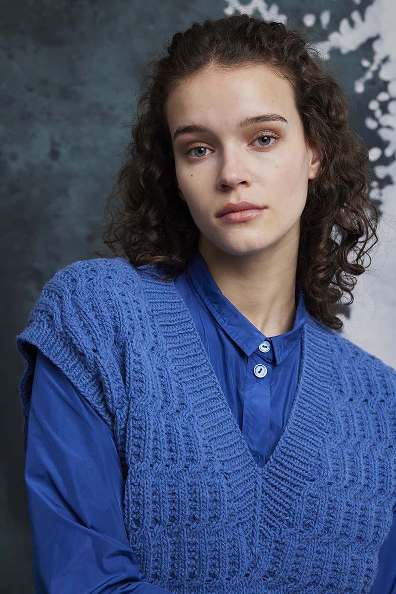 Lang Yarns Knitting Pattern WILMA Slipover Pattern Bundle in Yak by LANGYARNS | Fatto a Mano 286-054