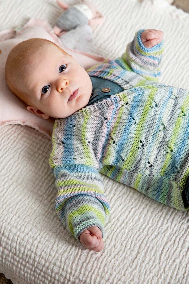 Lang Yarns Knitting Pattern Wrap-front cardigan Pattern Bundle in MERINO 200 BEBE COLOUR by LANGYARNS | Punto 54-008