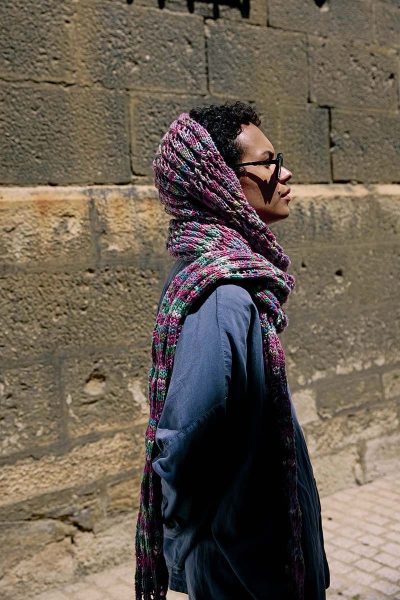 Lang Yarns Knitting Pattern XANA Scarf Pattern Bundle in Lisboa by LANGYARNS | Punto 82-009