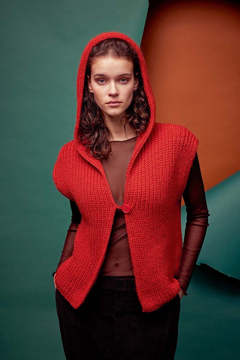 Lang Yarns Knitting Pattern XANDRA Hooded vest Pattern Bundle in Carpe Diem by LANGYARNS | Fatto a Mano 286-010