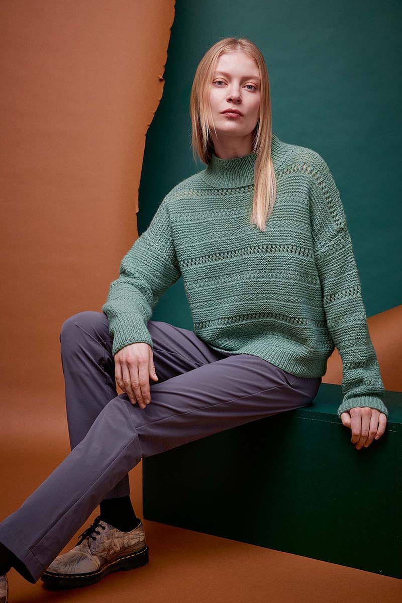 Lang Yarns Knitting Pattern YASMINE Sweater Pattern Bundle in Regina by LANGYARNS | Fatto a Mano 286-023