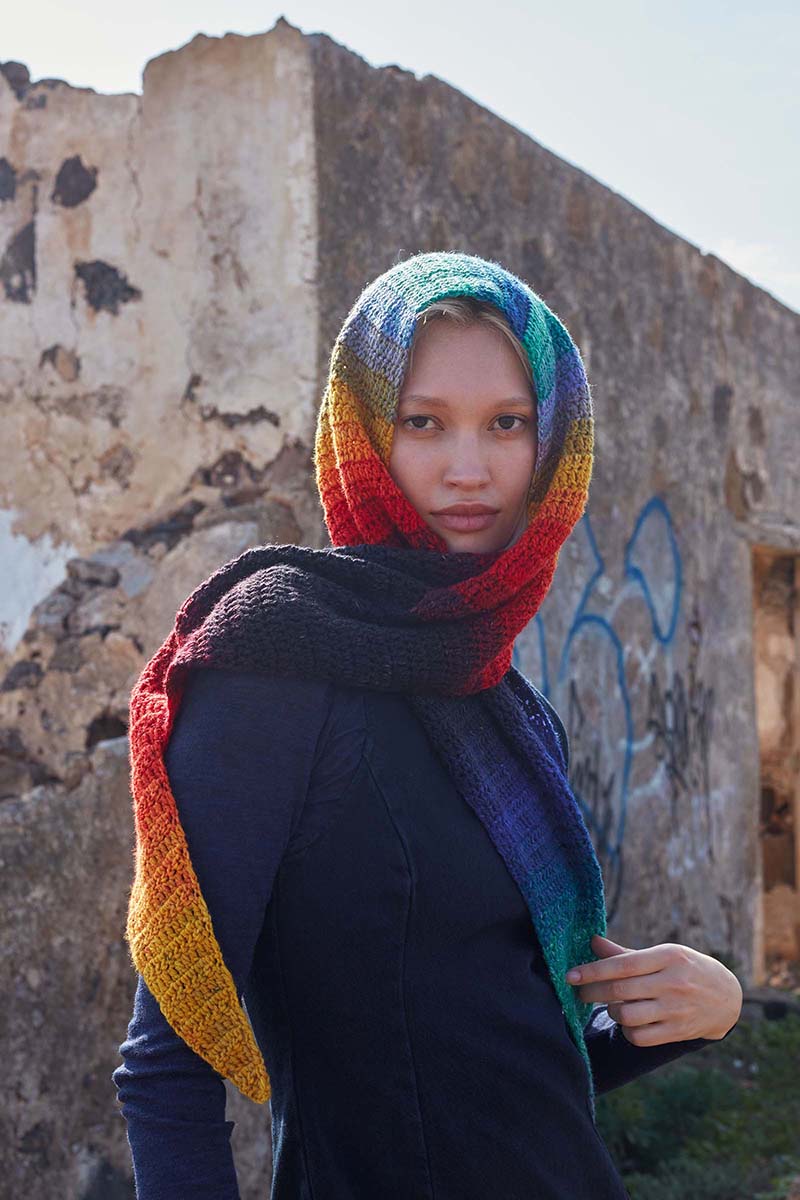 Lang Yarns Knitting Pattern YOUR MOVE Triangular shawl Pattern Bundle in Move 6ply by LANGYARNS | Punto 79-013