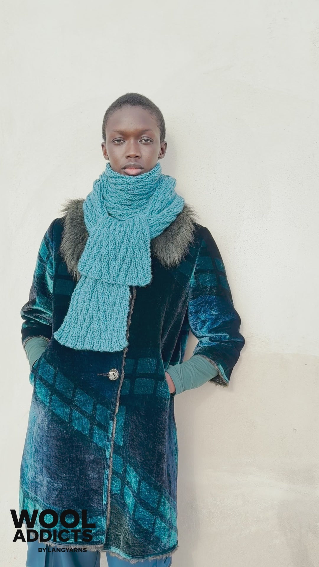 FLOWING-TIME Scarf Pattern Kit in GLORY by WOOLADDICTS | WOOLADDICTS #15-025
