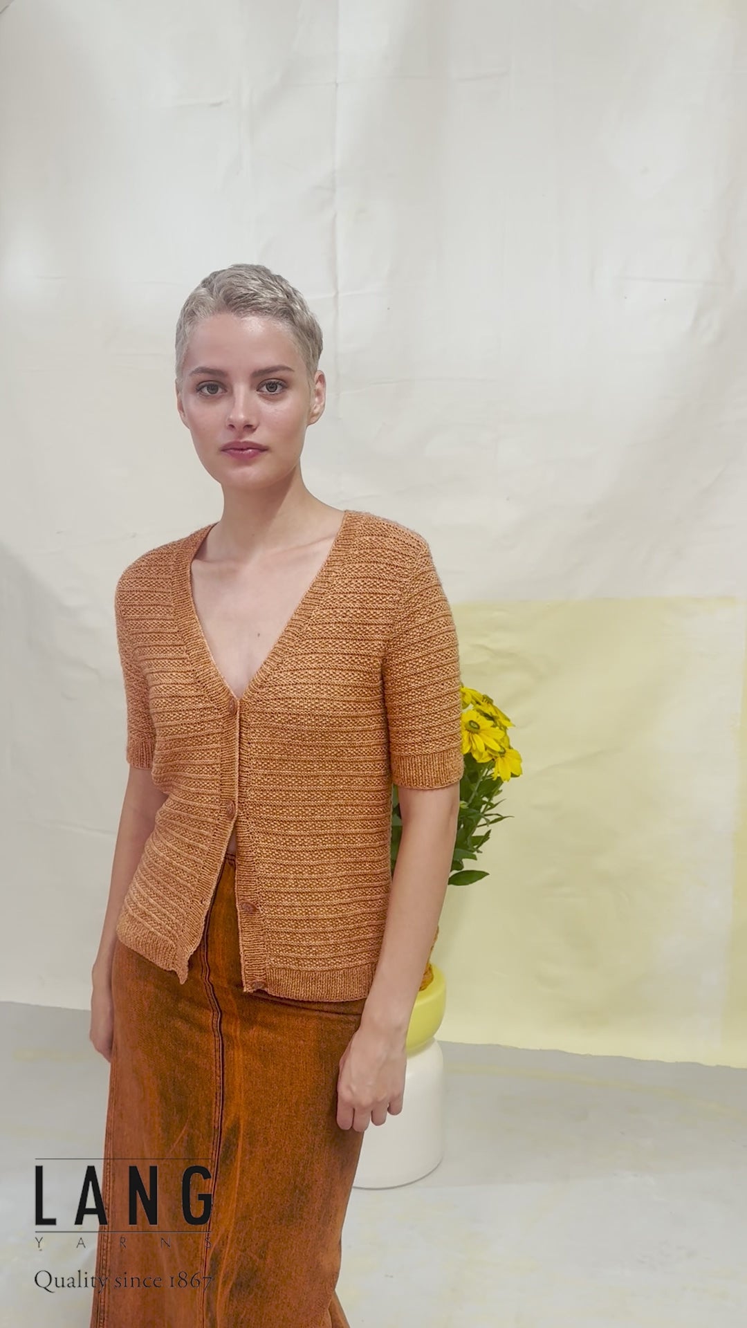 COLLEEN Cardigan Pattern Kit in VAYA by LANGYARNS | Fatto a Mano 284-055