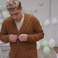 VOLKER Men's Cardigan Pattern Kit in YAK by LANGYARNS | Fatto a Mano 278-005