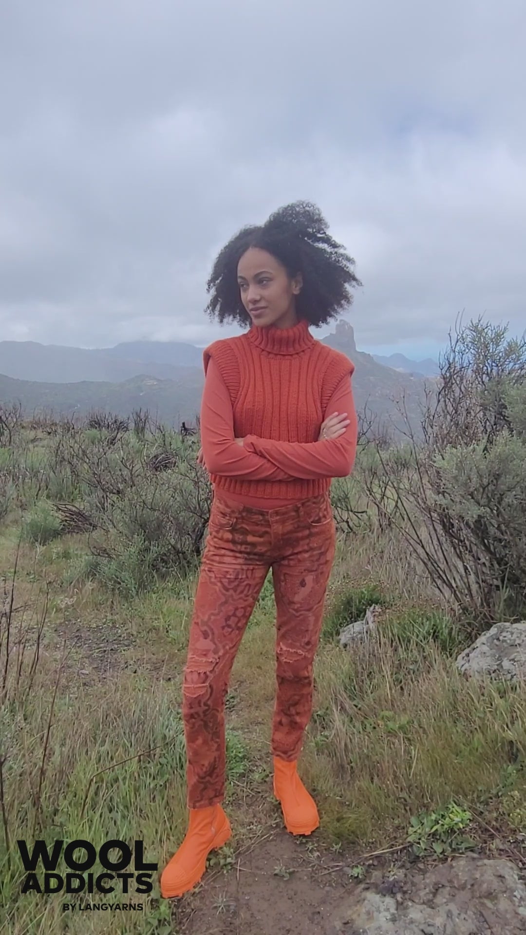 ROCK-BOTTOM Slipover Pattern Kit in MEMORY by WOOLADDICTS | WOOLADDICTS #11-013