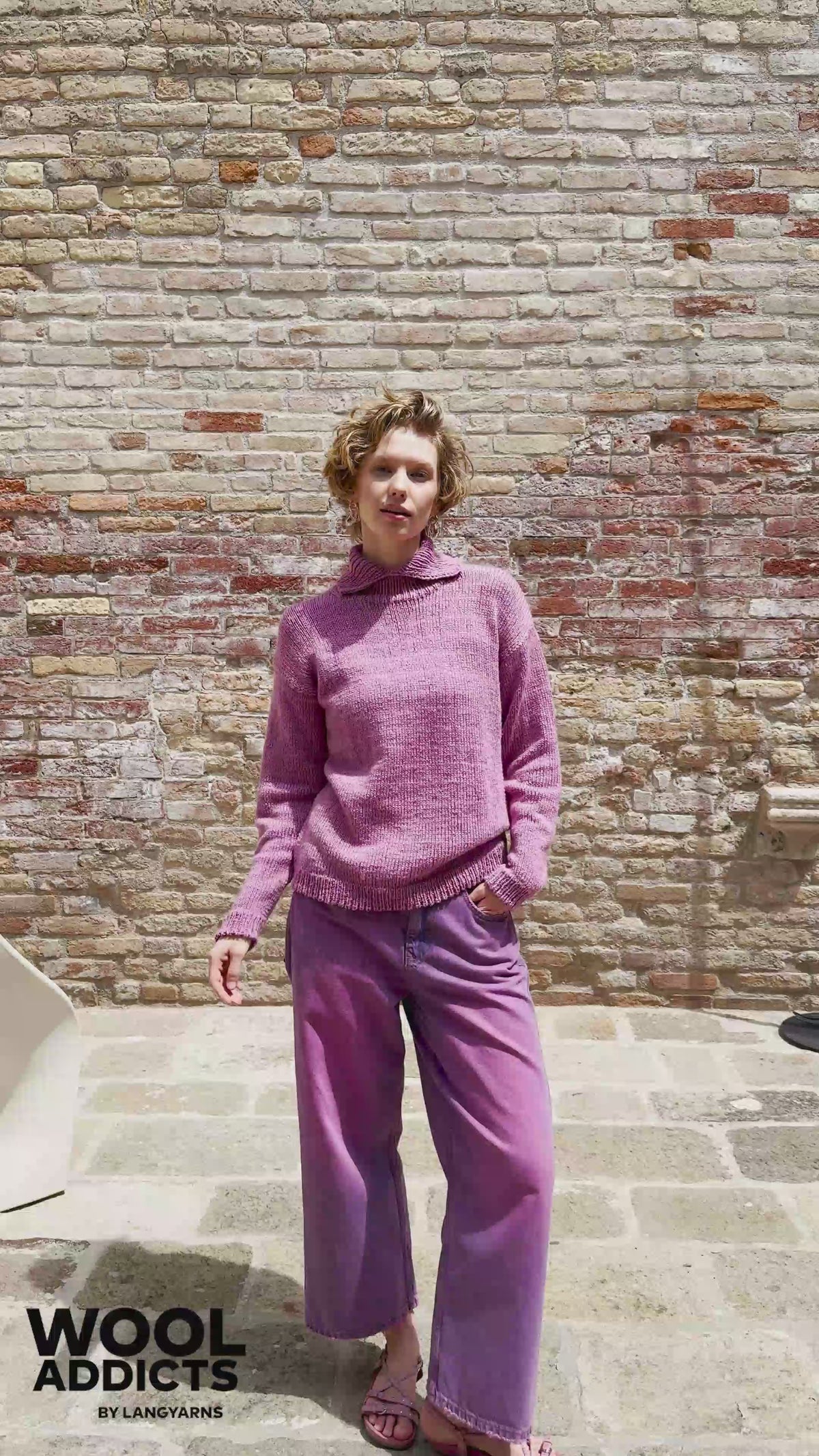 GALLERY-VISIT Sweater Pattern Kit in GLOW by WOOLADDICTS | WOOLADDICTS #16-026