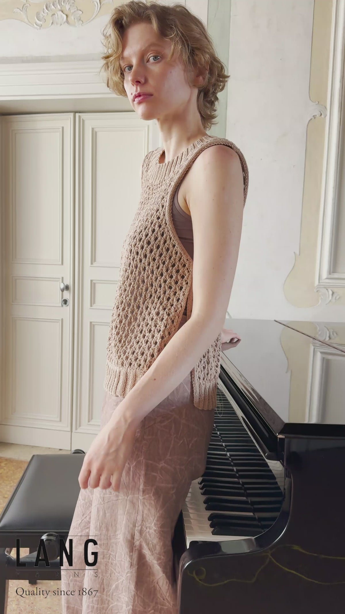 BRITTA Top Pattern Kit in BABY COTTON NATURALLY COLOURED by LANGYARNS | Punto 92-003