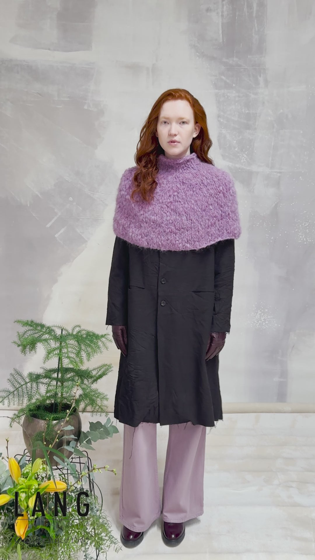VIKA Cape Pattern Kit in SHIRLEY by LANGYARNS | Fatto a Mano 290-048