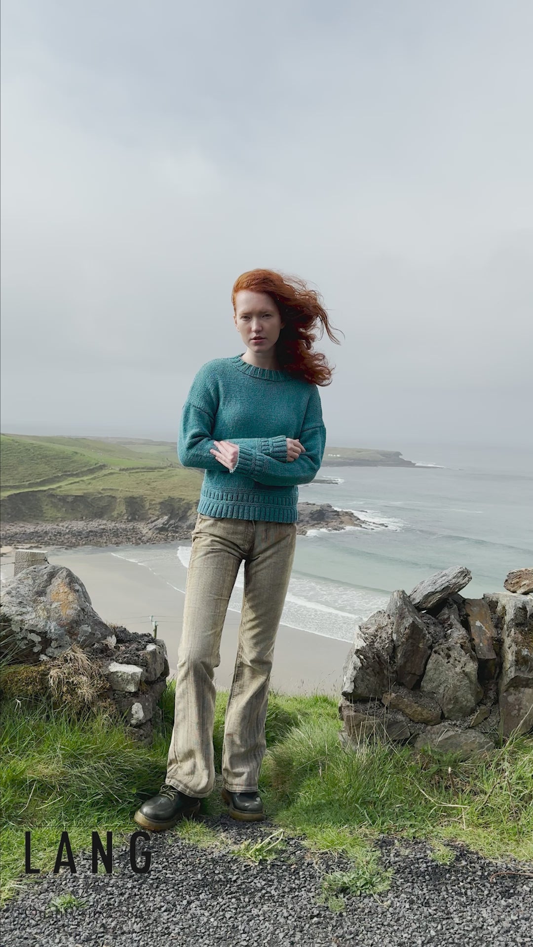 IMOGEN Sweater Pattern Kit in DONEGAL WOOLEN SPUN by LANGYARNS | Punto 87-147