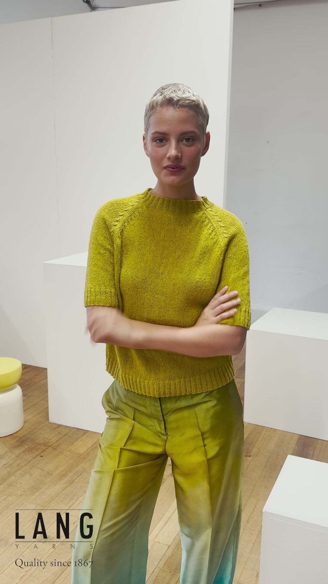 NIEVES Short-sleeved Sweater Pattern Kit in ANANAS by LANGYARNS | Fatto a Mano 284-028