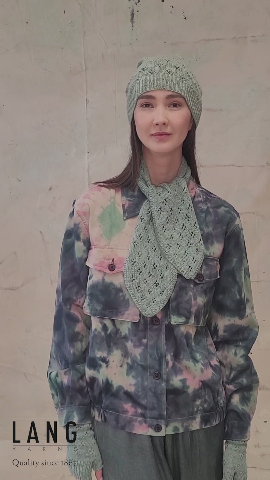 LISA Wrist-warmers Pattern Kit in CASHMERE LACE by LANGYARNS | Punto 60-005
