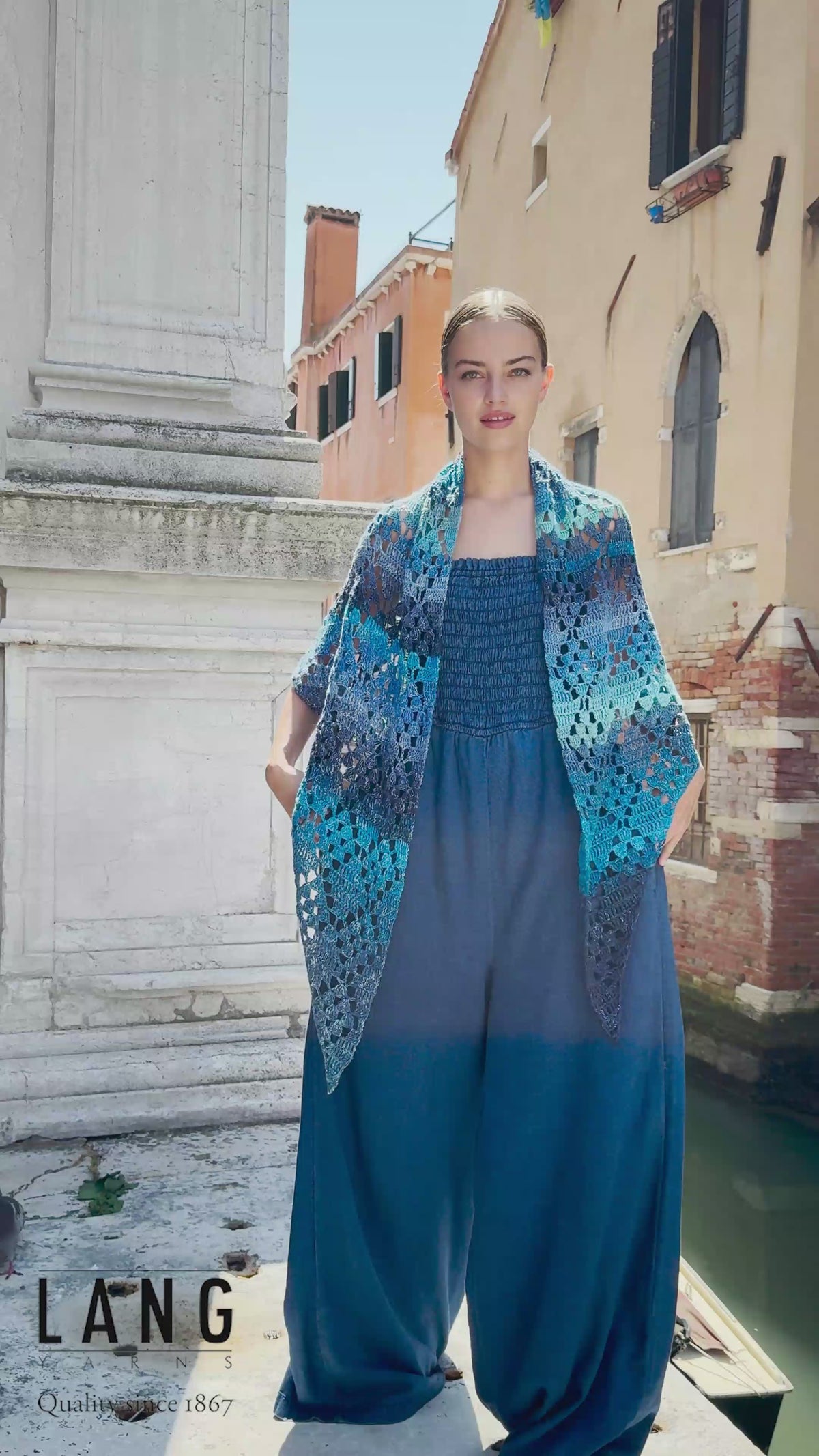 IVANKA Crochet Triangular Shawl Pattern Kit in QUATTRO DEGRADÉ by LANGYARNS | Punto 91-016
