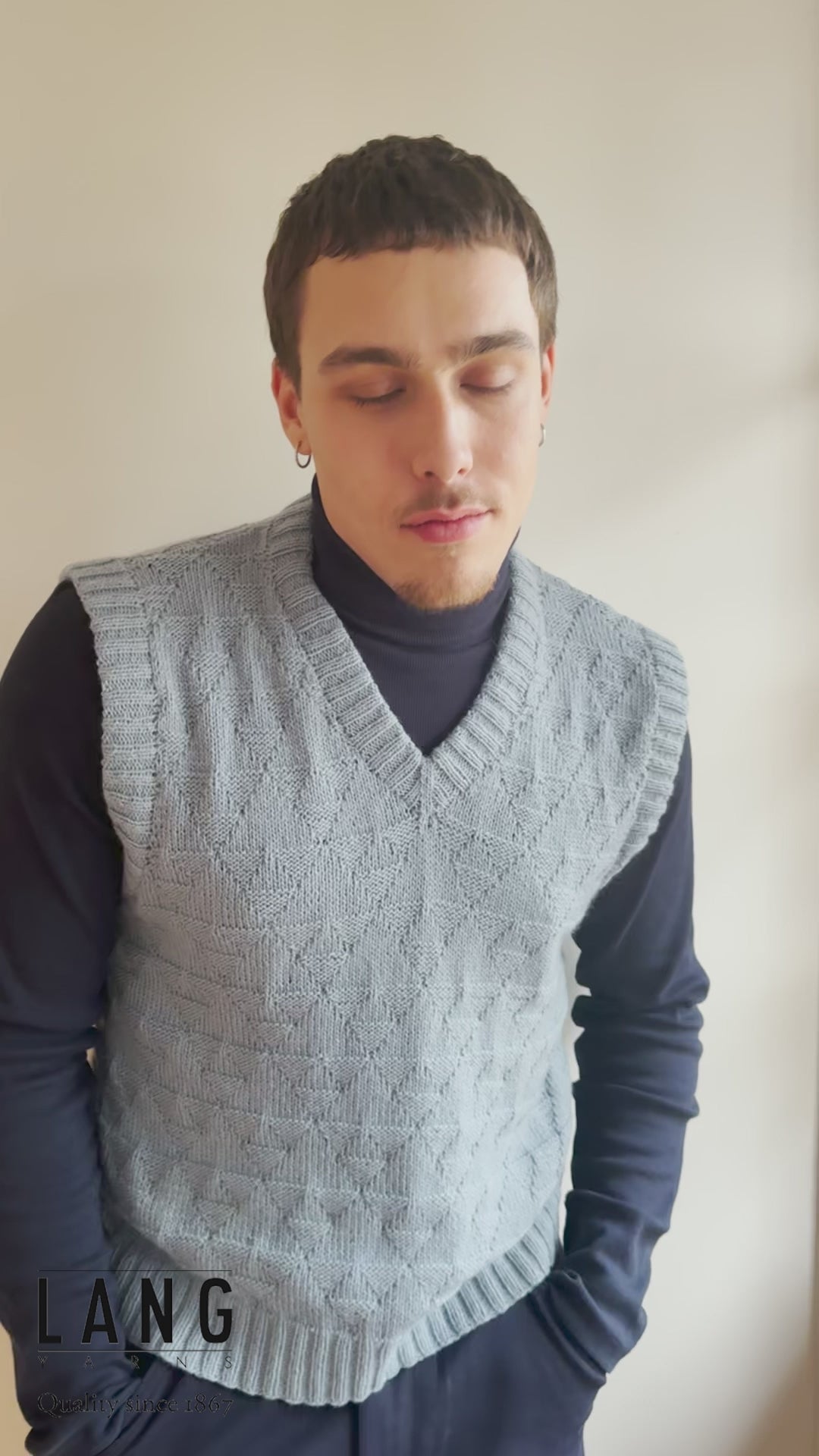 CASEY Men's Vest Pattern Kit in CASHMERE PREMIUM by LANGYARNS | Punto 78-012