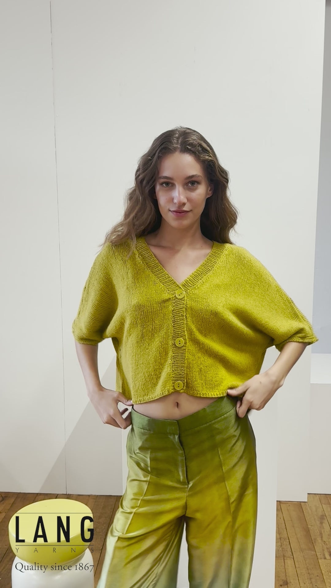 BENIKO Cardigan Pattern Kit in ANANAS by LANGYARNS | Fatto a Mano 284-027