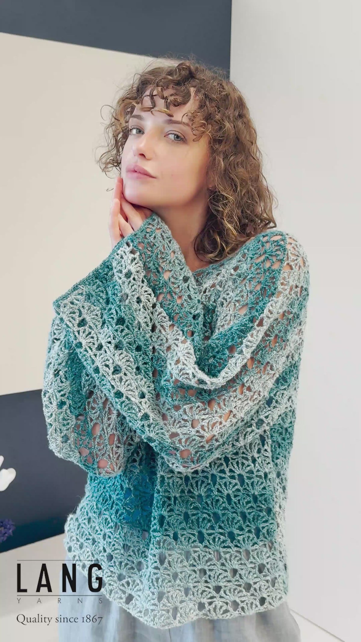 YUMI Crochet Sweater Pattern Kit in LINELLO by LANGYARNS | Fatto a Mano 288-029