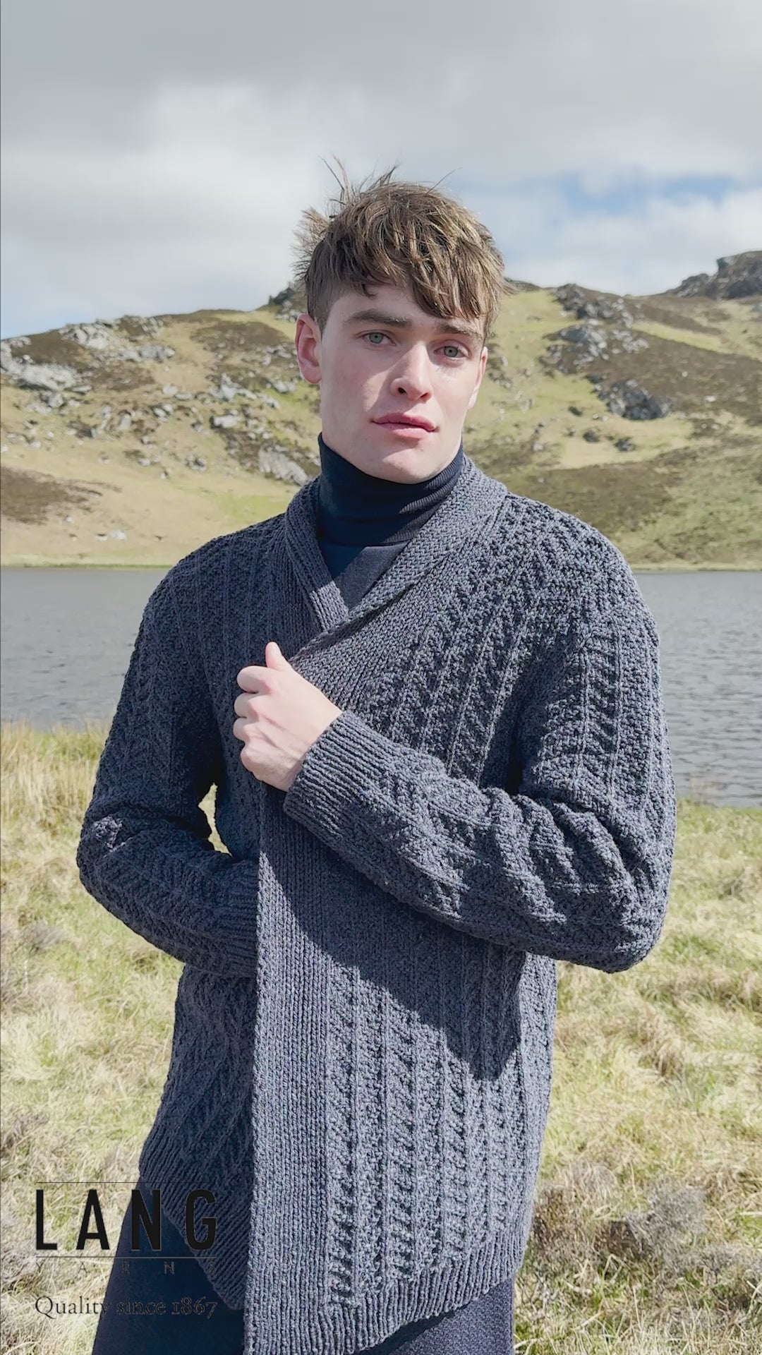 CALLAHAN Men's Cardigan Pattern Kit in DONEGAL WOOLEN SPUN by LANGYARNS | Punto 87-266