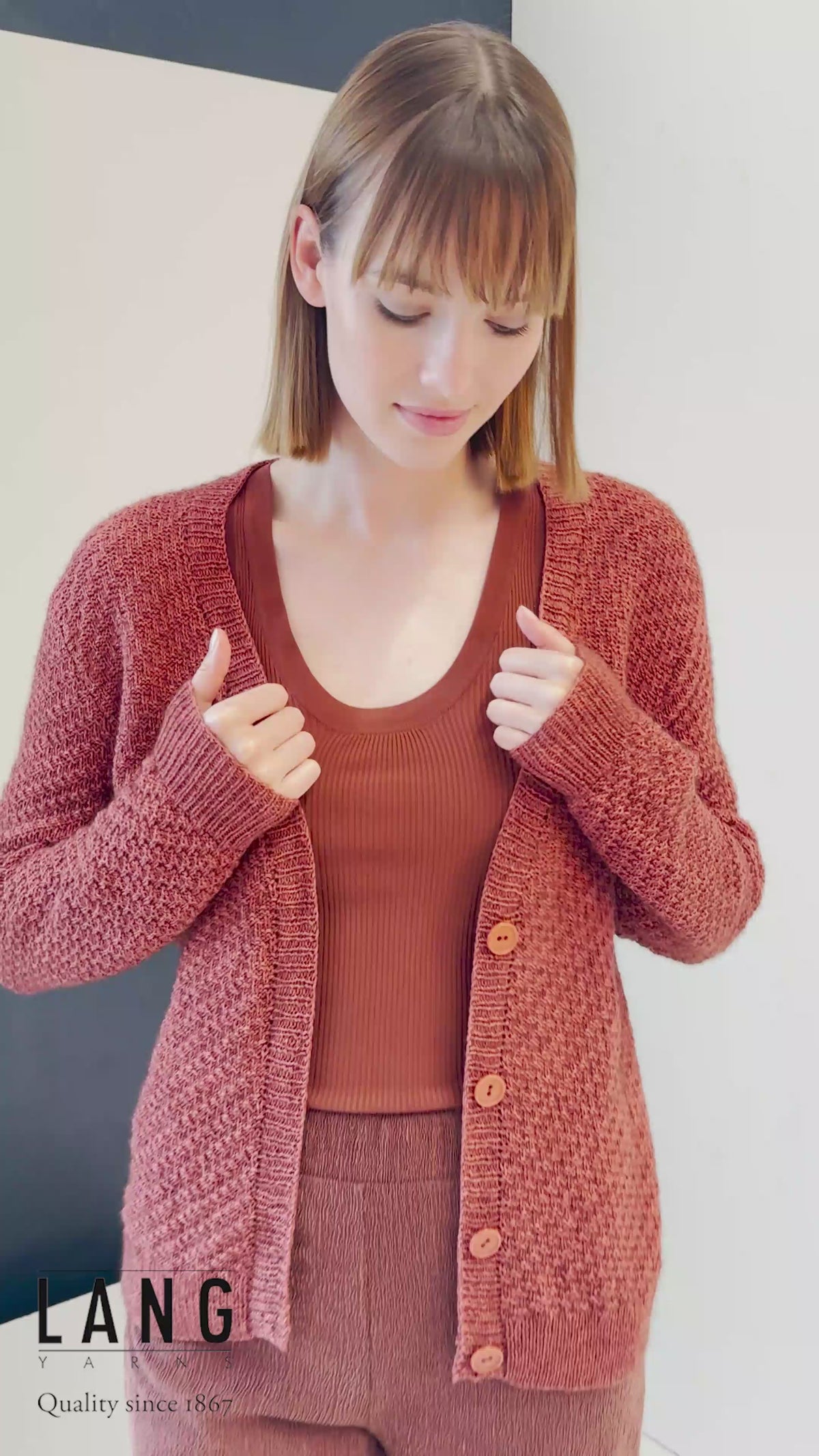 HETTI Cardigan Vest Pattern Kit in VAYA by LANGYARNS | Fatto a Mano 288-034