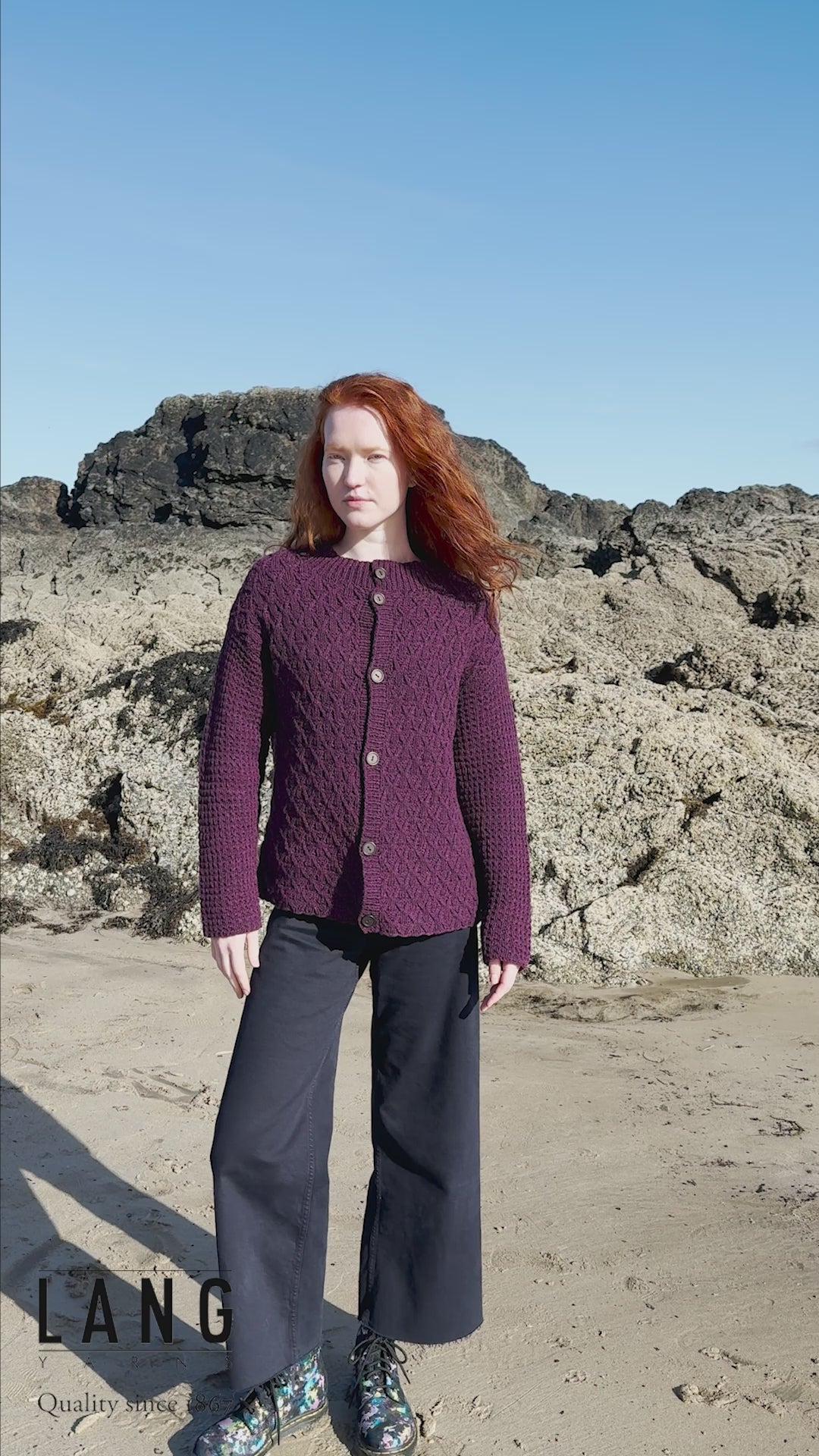 KAEL Cardigan Pattern Kit in DONEGAL WOOLEN SPUN by LANGYARNS | Punto 87-267