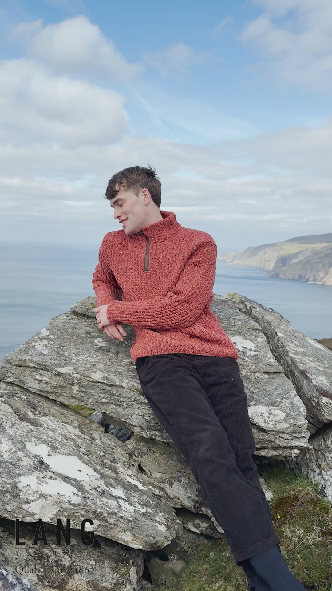 CONNOR Sweater Pattern Kit in DONEGAL TWEED+ by LANGYARNS | Punto 87-271