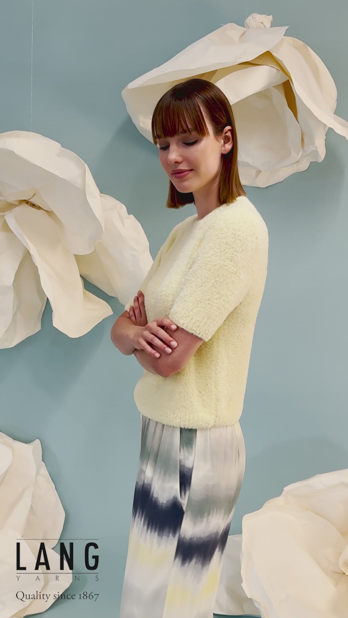 LIV Sweater Pattern Kit in VELVET by LANGYARNS | Fatto a Mano 288-042