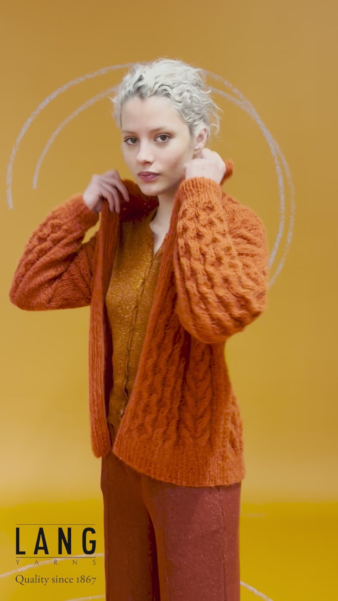 MARGARET Cardigan Pattern Kit in SURI ALPACA by LANGYARNS | Punto 76-011