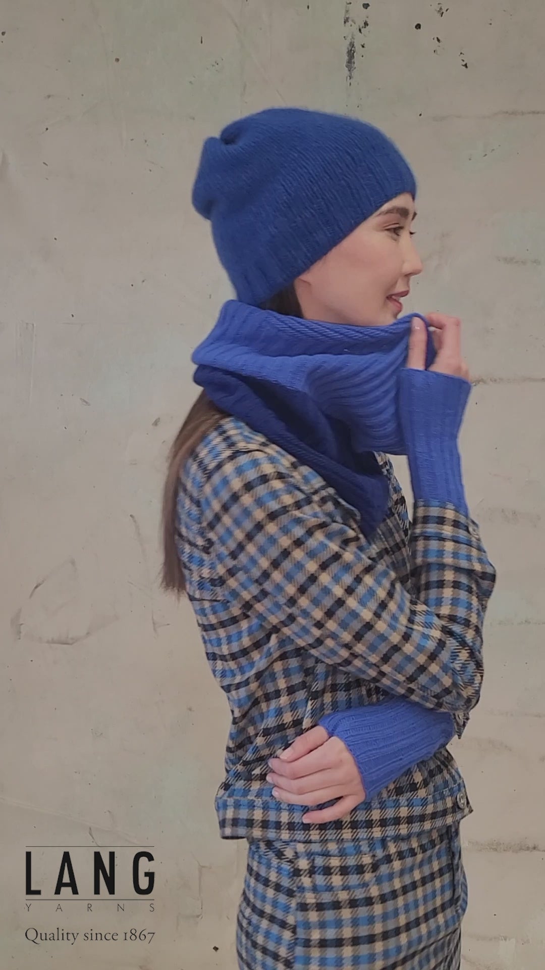 STELLA Hat Pattern Kit in CASHMERE LIGHT by LANGYARNS | Punto 60-009