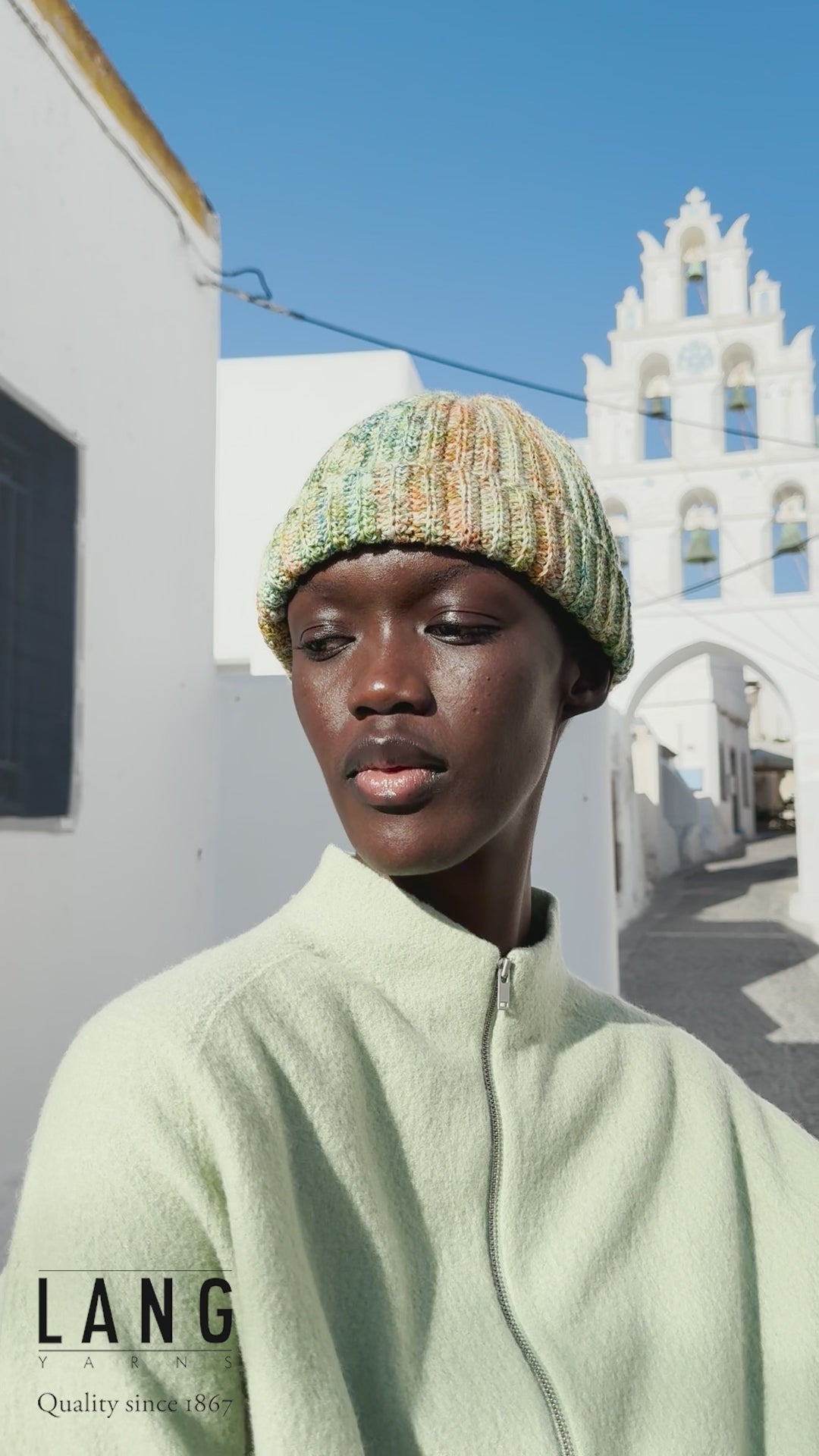 GOLDEN-LAUGHTER Crochet Hat Pattern Kit in MOVE 4PLY by LANGYARNS | Punto 86-003