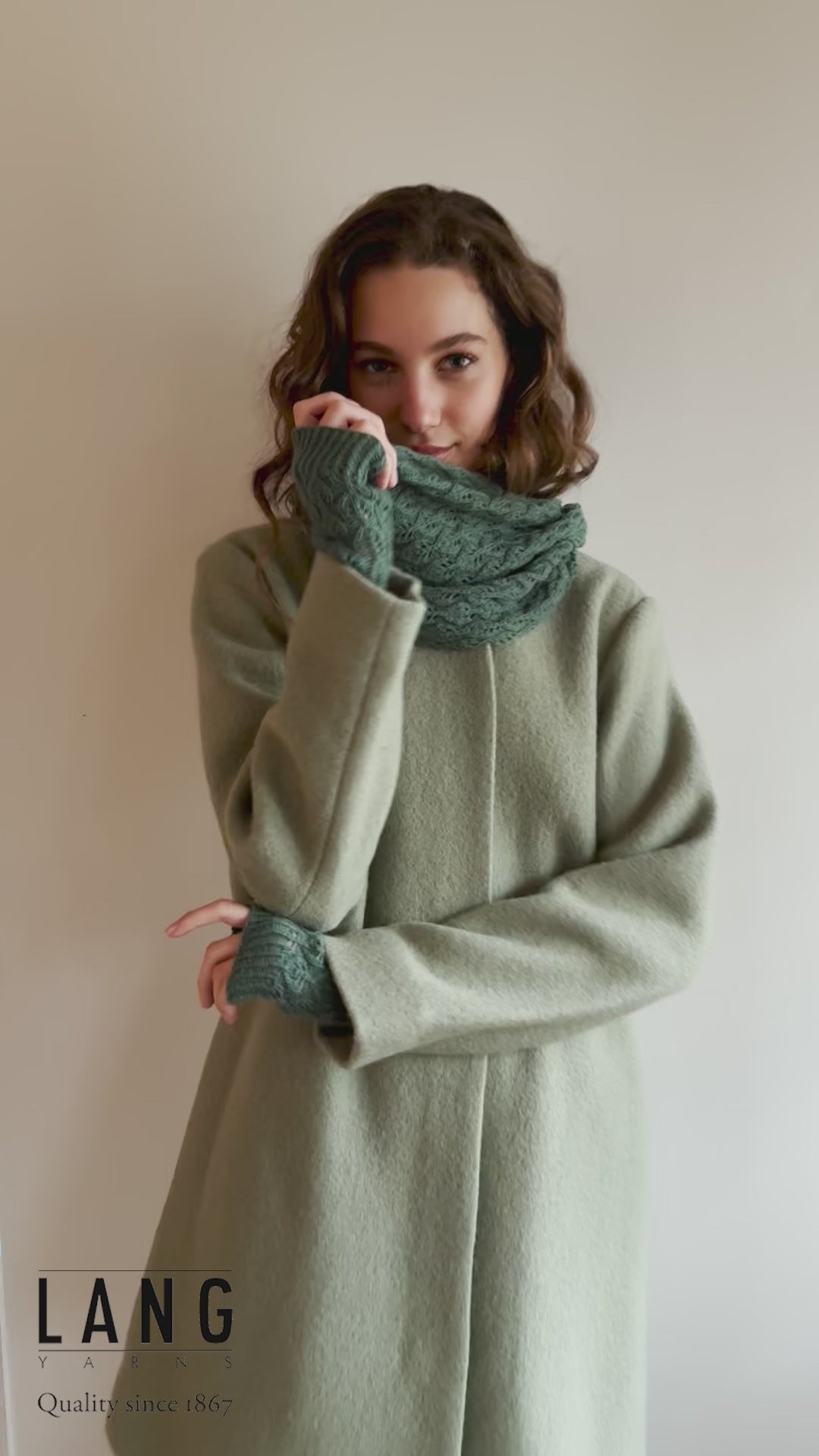 BRITTANY Cowl Pattern Kit in CASHMERE LACE by LANGYARNS | Punto 78-010