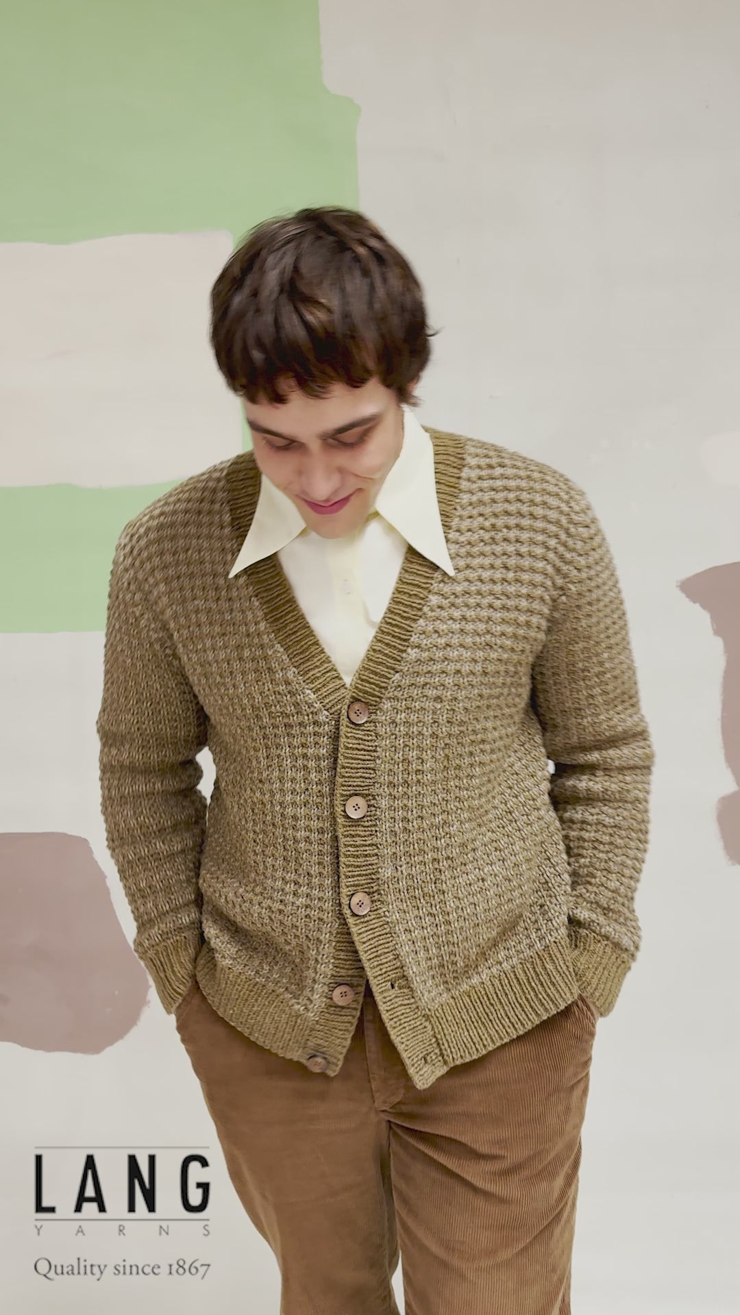 AERIN Men's Cardigan Pattern Kit in DONEGAL WOOLEN SPUN by LANGYARNS | Fatto a Mano 290-040