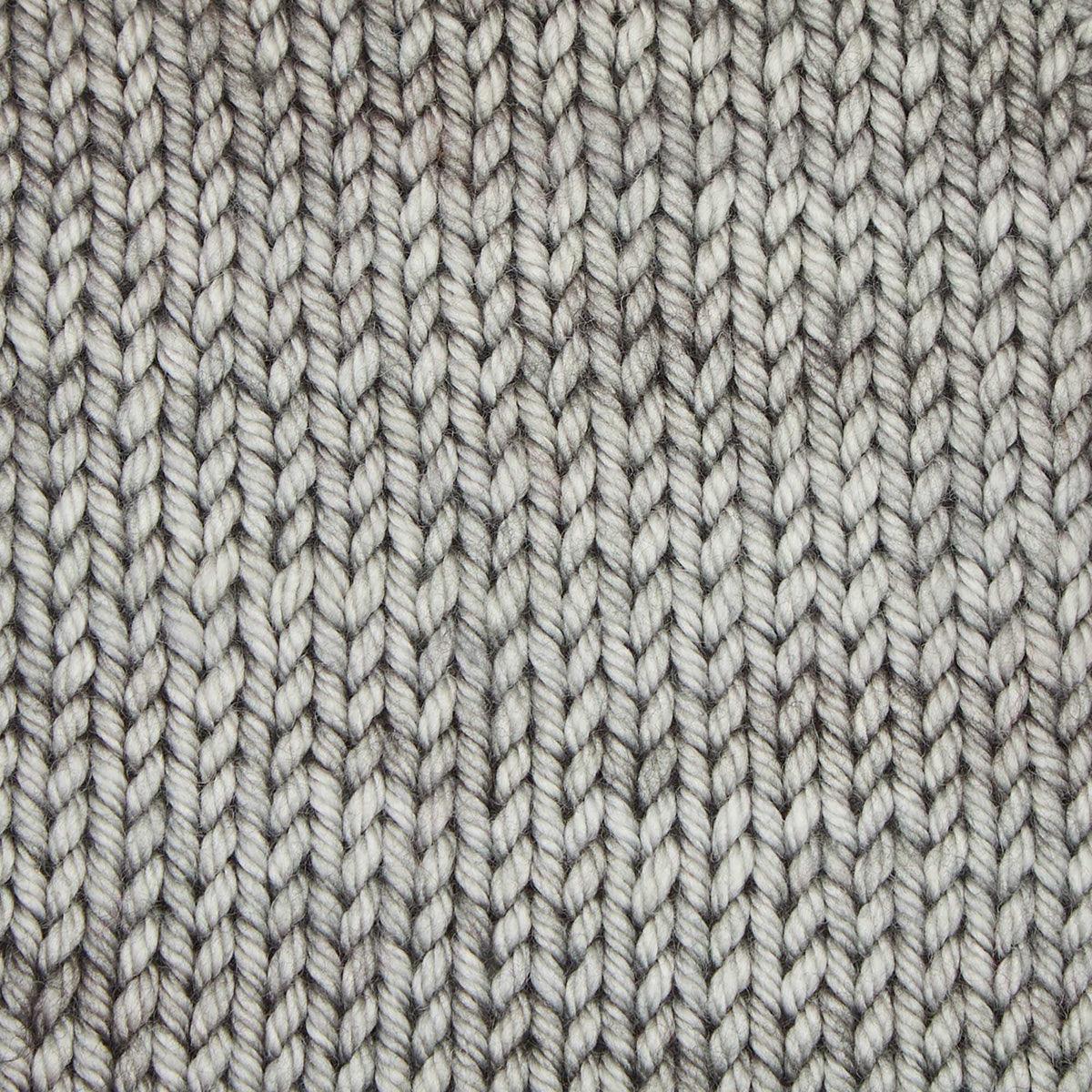 Symfonie Hand Dyed Yarns Yarn Mirror Symfonie Hand-Dyed Yarns | Bella Semi Solid | Worsted / Aran